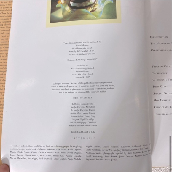 Vintage Chocolate The Ultimate Encyclopedia Hard Cover Book Cook Book - Picture 9 of 13